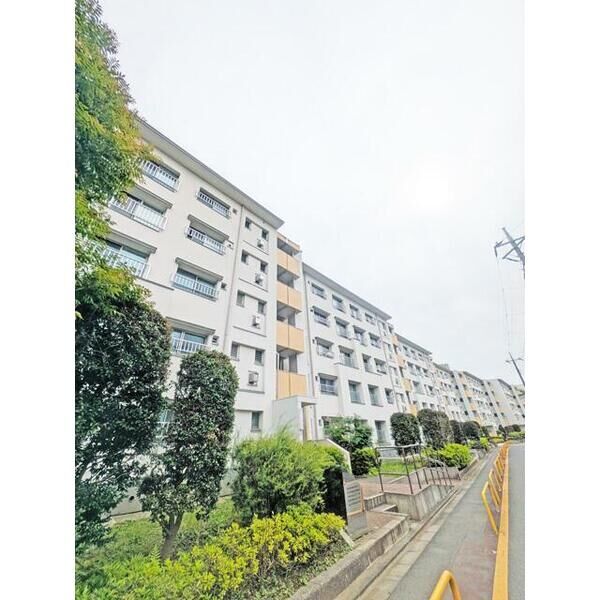 花見川住宅6街区12号棟