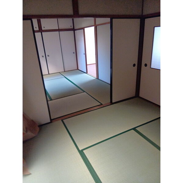 西岡マンション 室内写真1