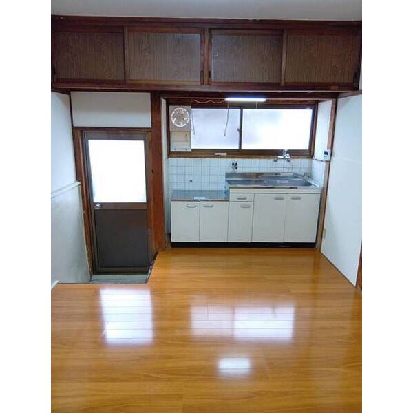 光進ハイツ長屋 室内写真1