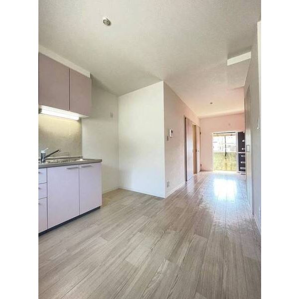 田村様2階建貸家 室内写真1