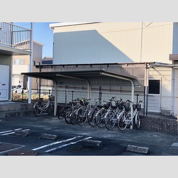 レオパレスピュア 室内写真6