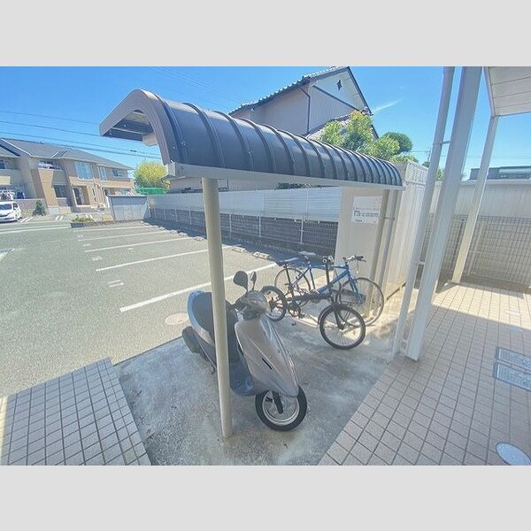 レオパレスサンバードB 室内写真6