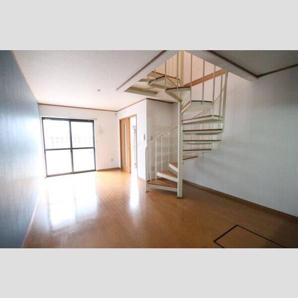 Nova Village 室内写真1