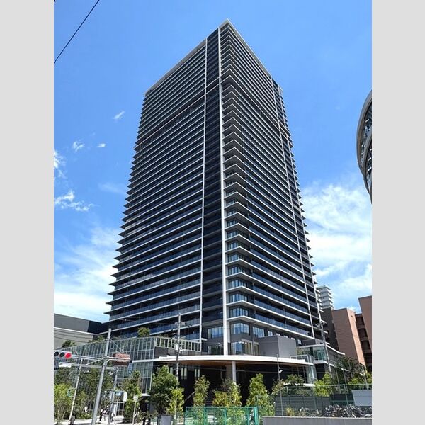 ジオタワー大阪十三 建物画像