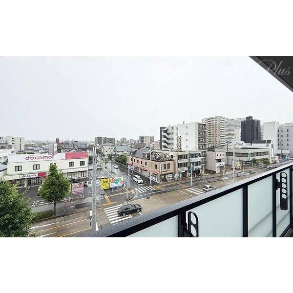 プレサンスレイズ桜山WEST 室内写真6