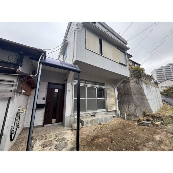 鈴蘭台東町3丁目貸家2