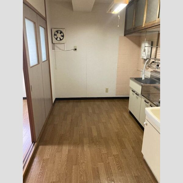 明和マンション 室内写真2