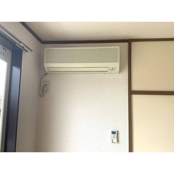 Surplus　UEJI 室内写真9