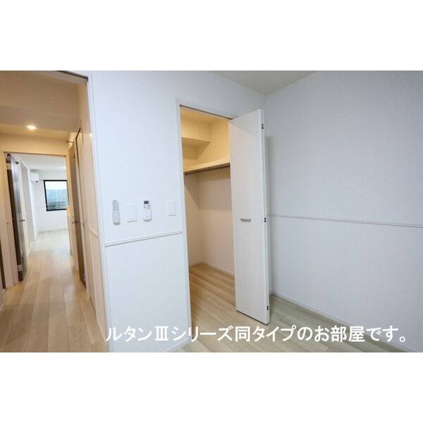 リバーサイド西山 室内写真10