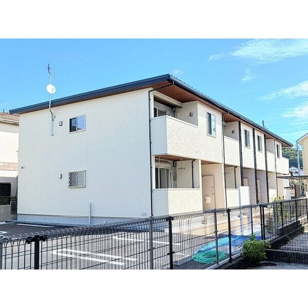 ラ ヴィヴァーチェ 建物画像