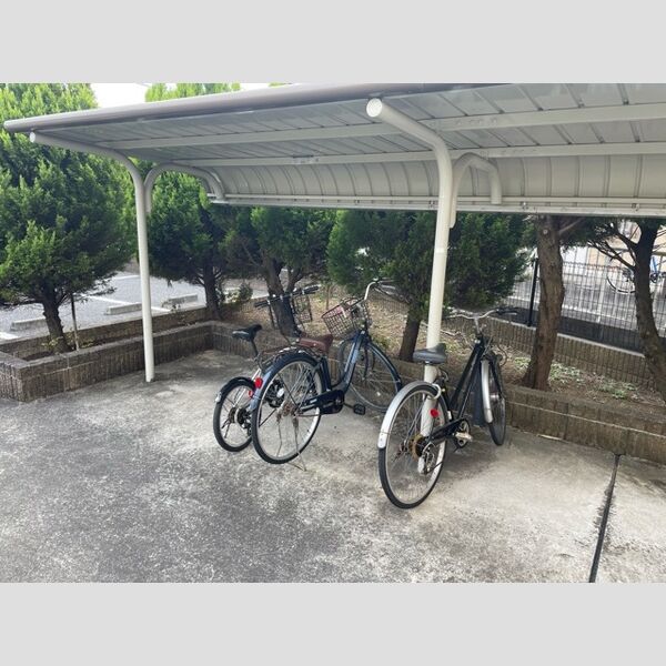 レオパレスシェルズ 室内写真6