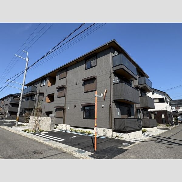 グラン ソフィア 建物画像