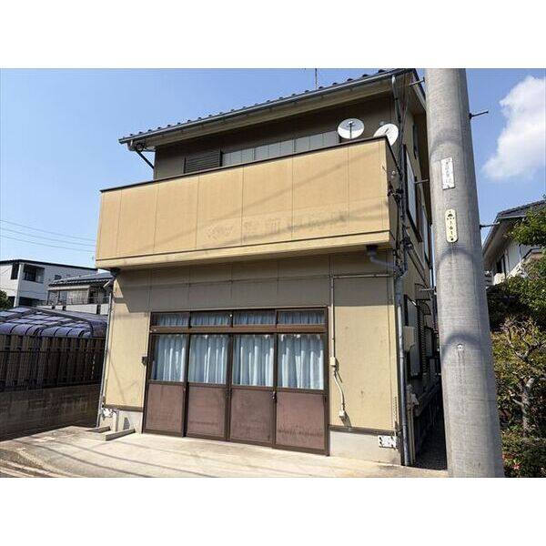 上飯田東町借家 建物画像