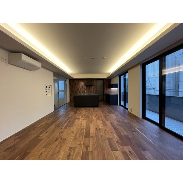高輪丁目戸建 室内写真10