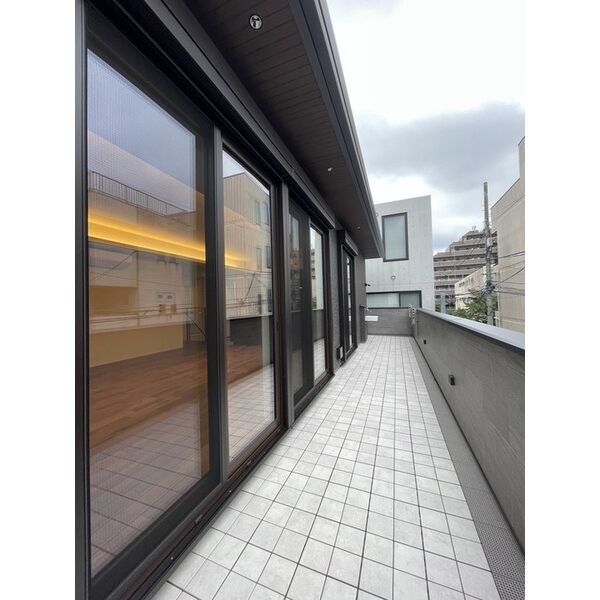 高輪丁目戸建 室内写真6
