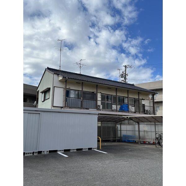 日長荘 建物画像
