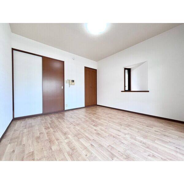 DWELL GOKENYA 室内写真1