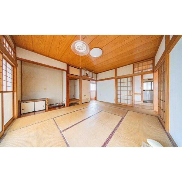 ひなたと春色メゾン 室内写真1