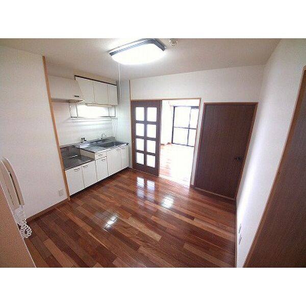 Twin Avenue A棟 室内写真1
