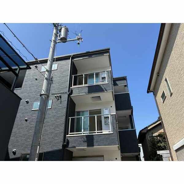 D porta girasole 建物画像