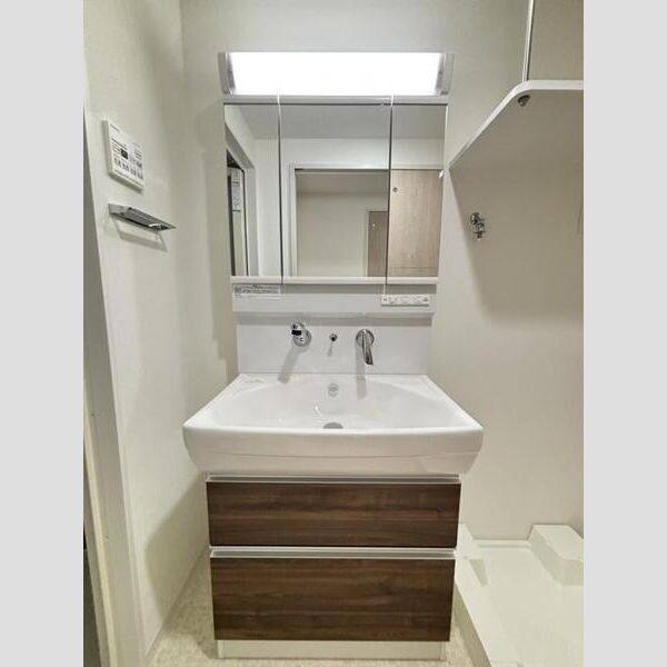 フォレスト コナ名駅 室内写真7