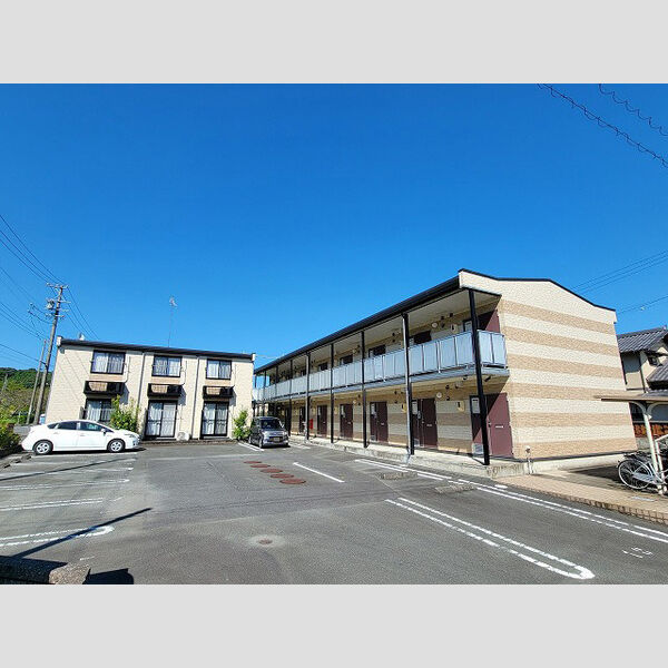 レオパレス有生 建物画像
