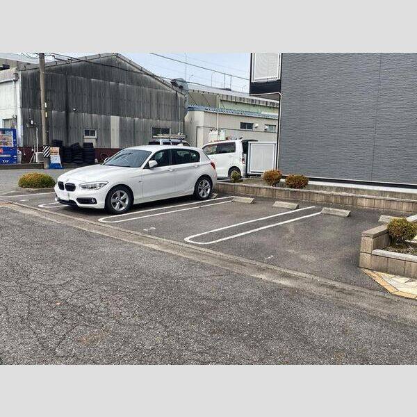レオパレスフライハイト 室内写真3