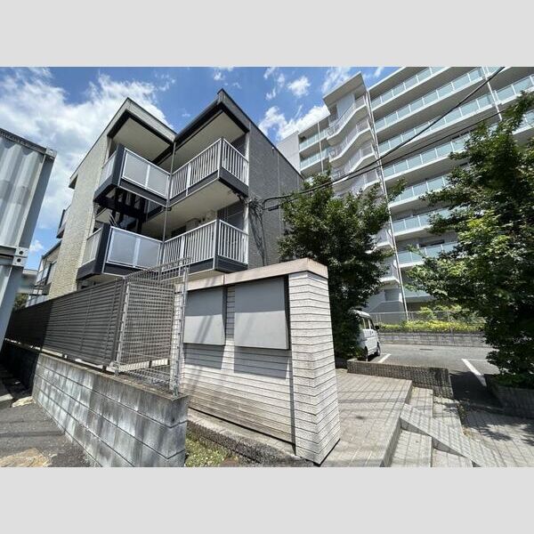 レオパレスウィステリア神田 建物画像