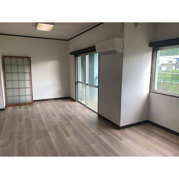 石谷アパート 室内写真1