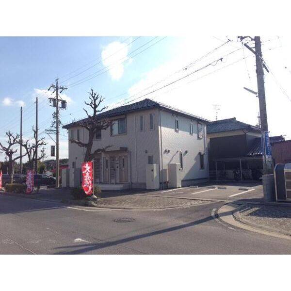サンガーデン江島 B