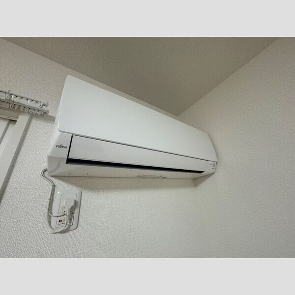 Zenis 室内写真1