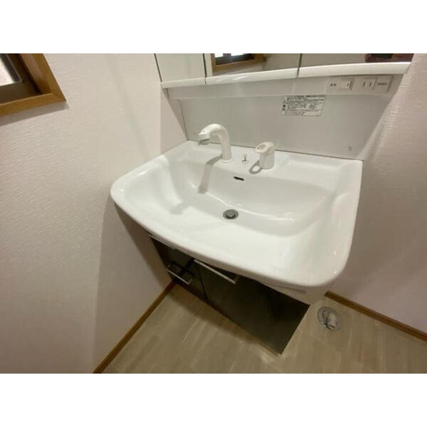 豊中市上野東3丁目一戸建住宅 室内写真3