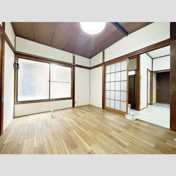松戸市栄町4丁目戸建て 室内写真1
