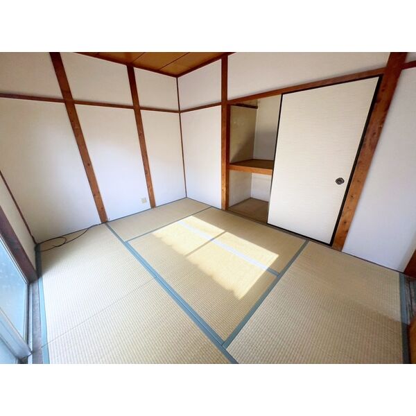 福万寺町5丁目戸建 室内写真2