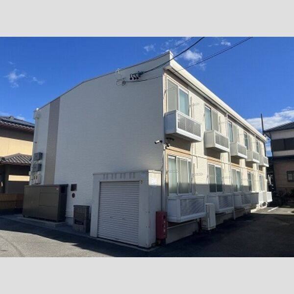 レオパレスシャルマン 建物画像