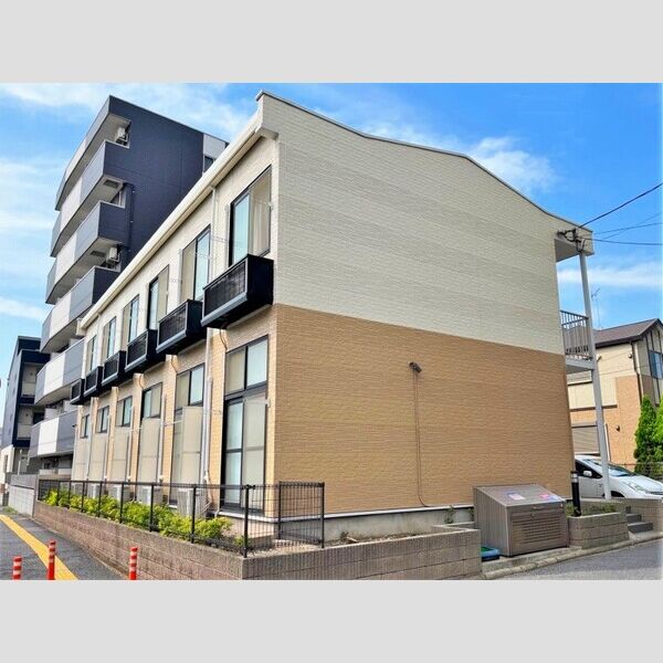レオパレスローズガーデン 建物画像