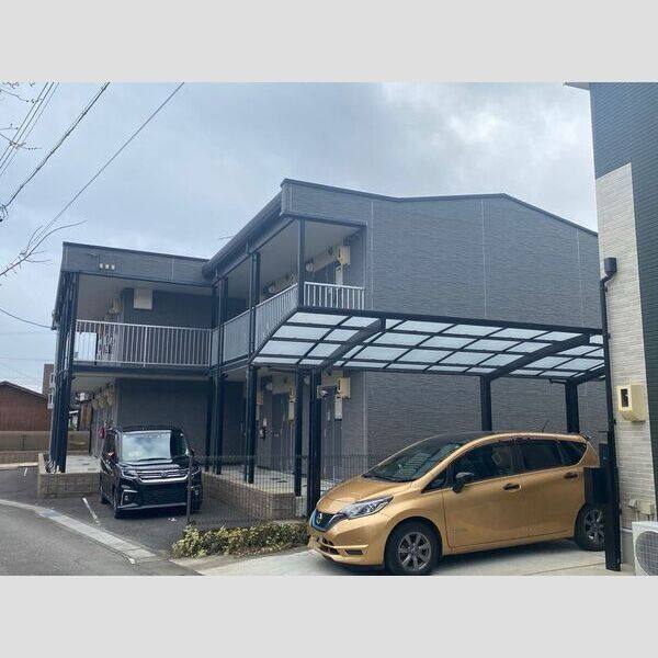 レオパレス新木曽川 建物画像