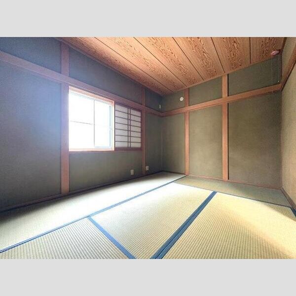 春日戸建 室内写真2