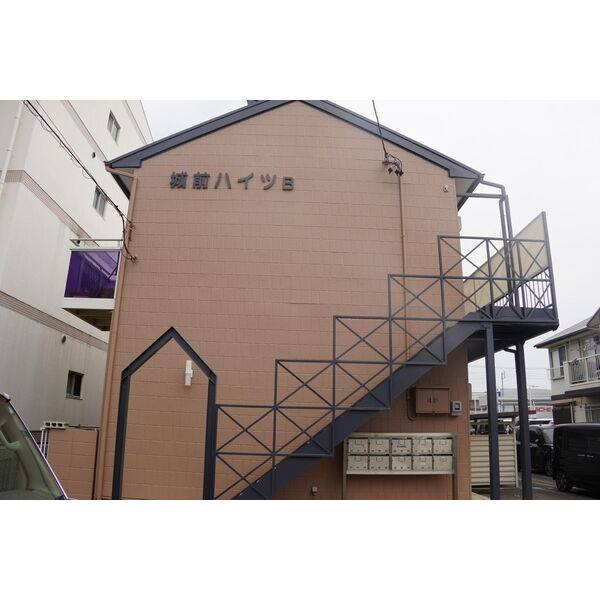 城前ハイツB 建物画像