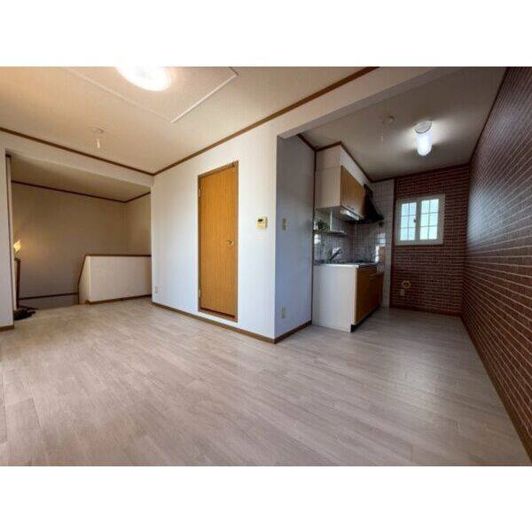 シャルマン弐番館 室内写真1