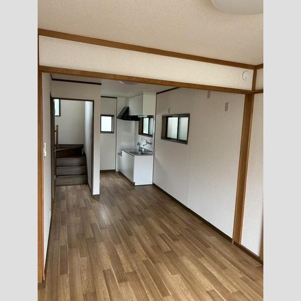 西尻池丁目戸建貸家 室内写真2