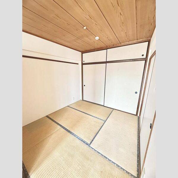 八事東サンハイツ 室内写真1