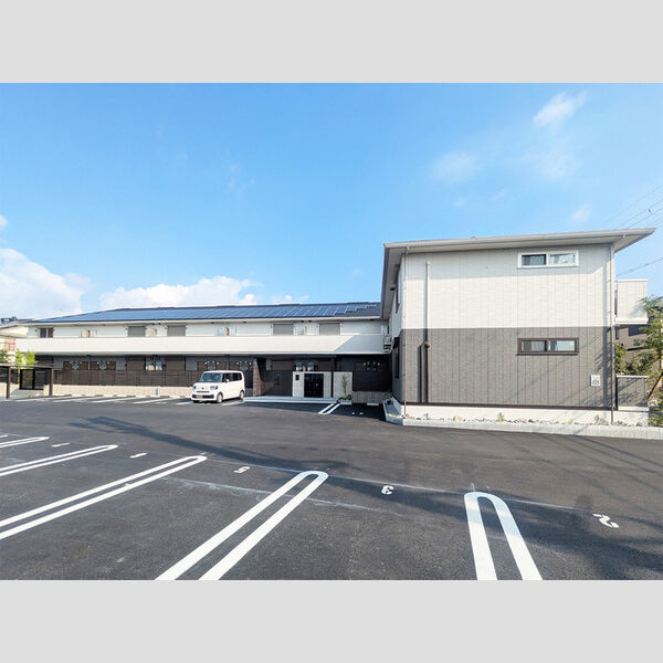 グランヴェール西の京 建物画像