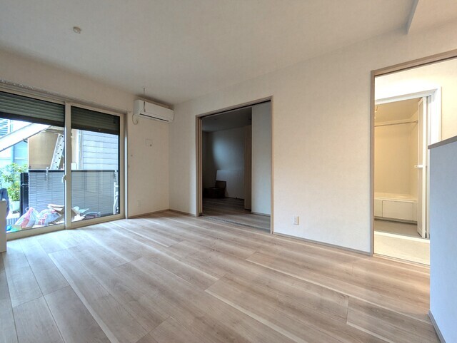 ＳＵＮ’Ｓ ＵＰ ＪＵＪＯ 室内写真1