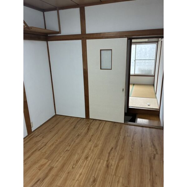 黒原新町 テラス 室内写真3