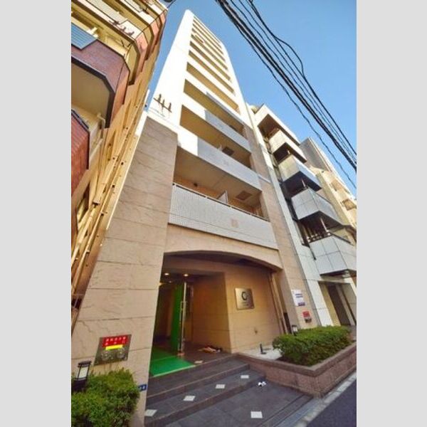 カスタリア新富町III