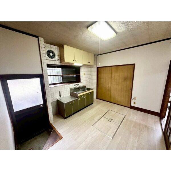 荒尾町戸建 室内写真2
