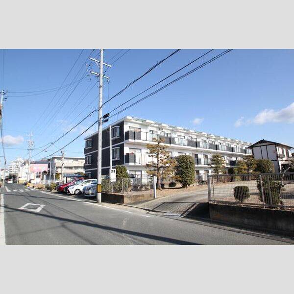 ラフィーネ草間 建物画像