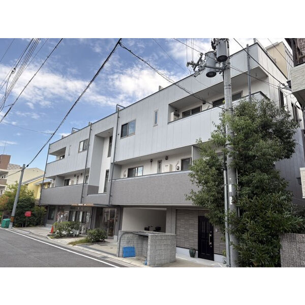 一〇館