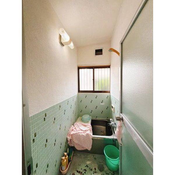 鈴鹿市白子二丁目戸建て2 室内写真3